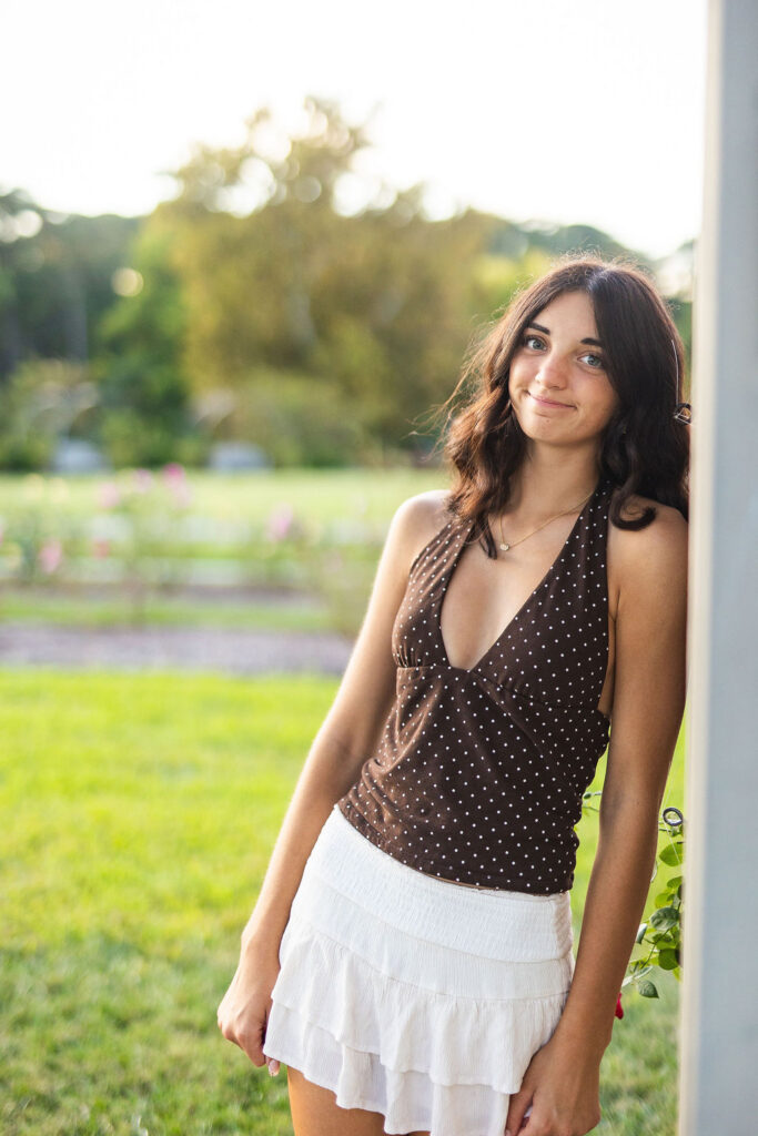 norfolk botanical gardens senior photo session wildflower patch